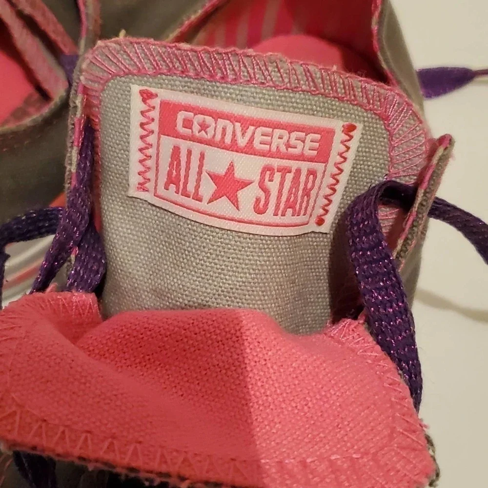 Converse All Star Sneakers Kid Size 2 Low Top Gray Pink Double Tongue